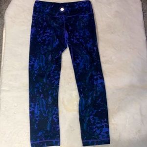 Lululemon | purple & black leopard |  Fast and Free High-Rise Tight 25" | size 4